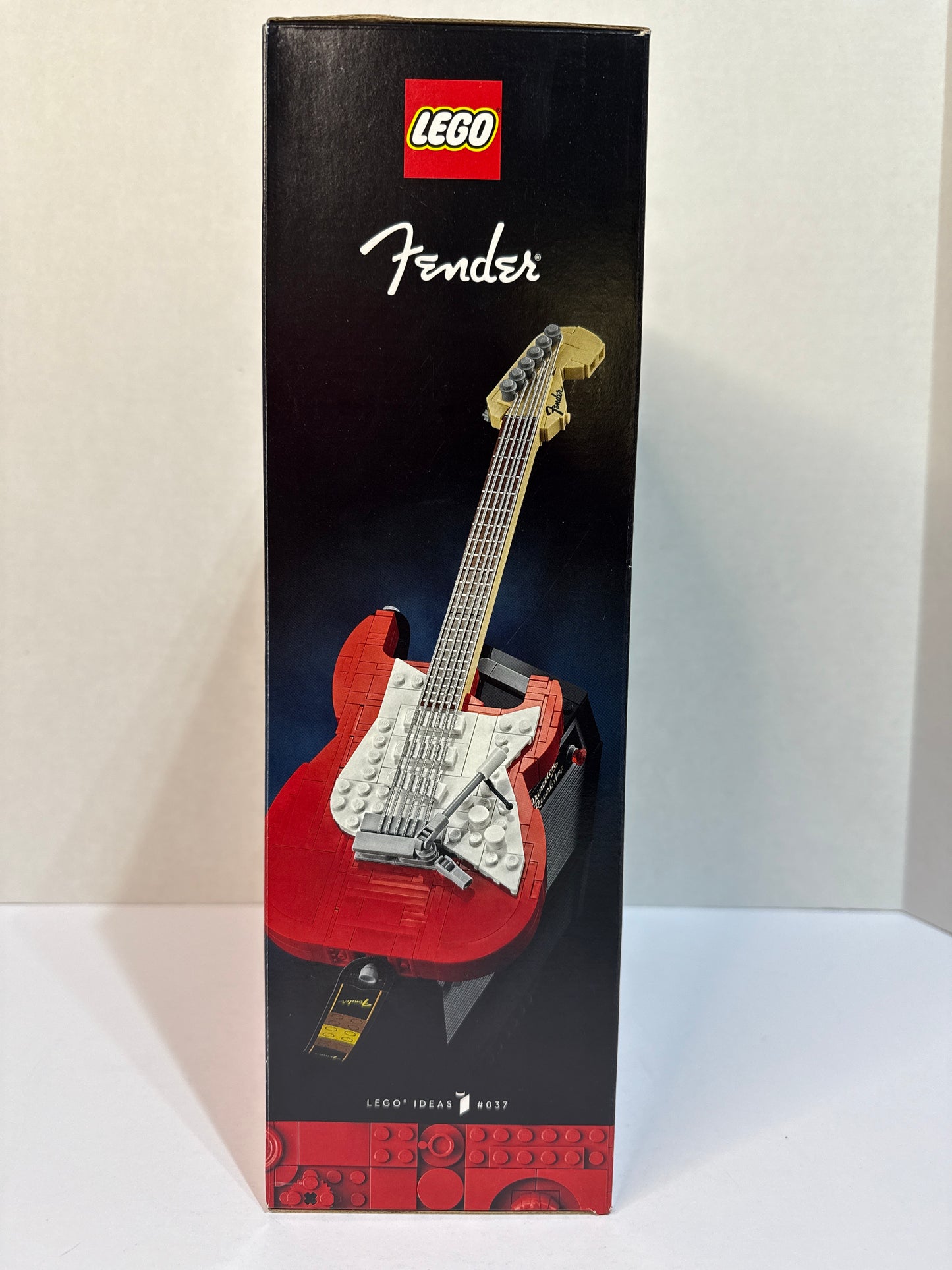 21329 Fender Stratocaster (2021)