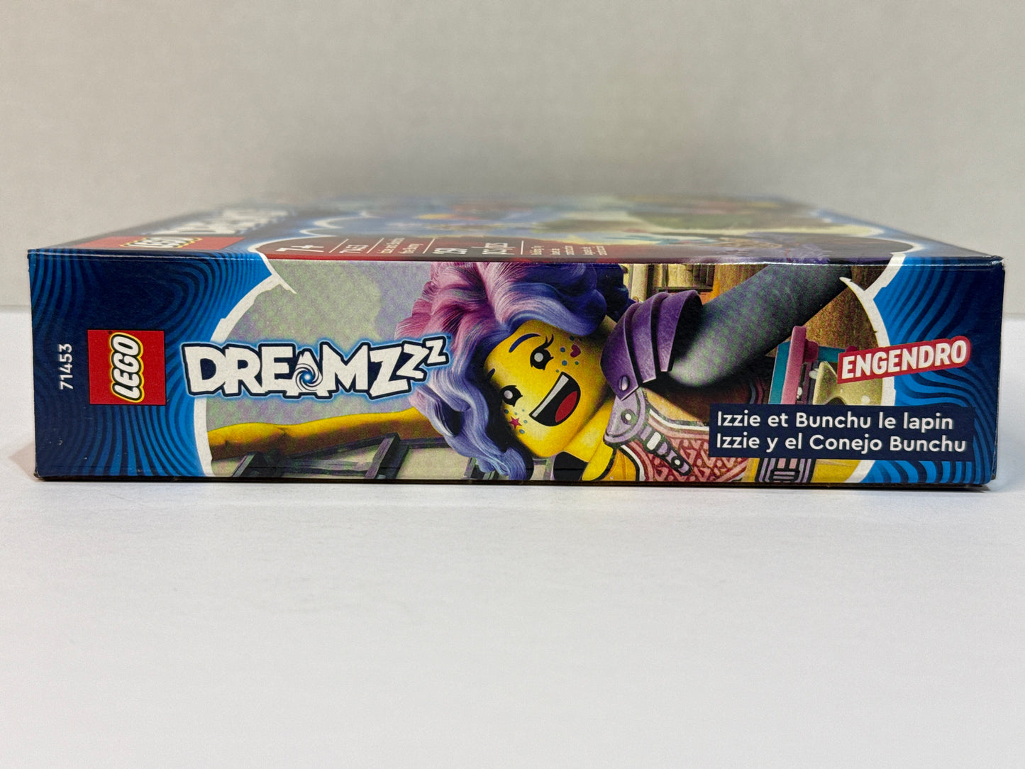 71453 Izzie and Bunchu the Bunny (2023)